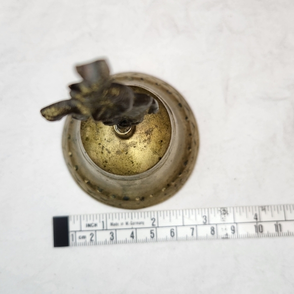 Antique brass circus elephant bell - Picture 5 of 6